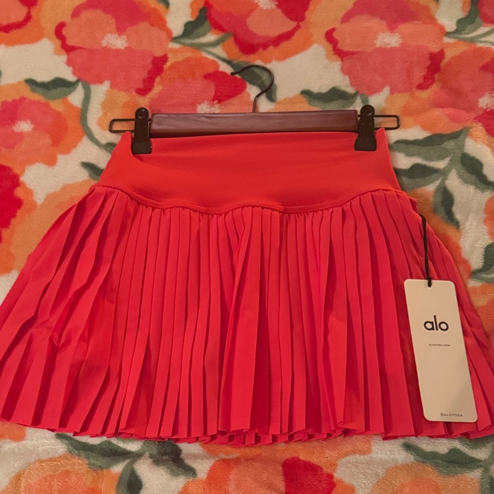 ALO Yoga Women's Vibrant Red Skater Skirt